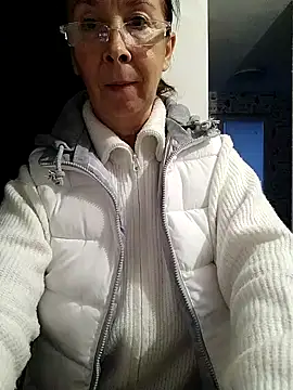 Celine_Faer1 라이브 XXX 채팅