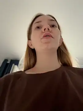 Živý XXX chat MilaMoone