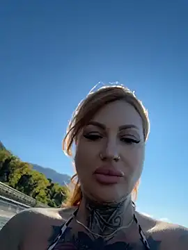 krysstal003 XXX чат на живо
