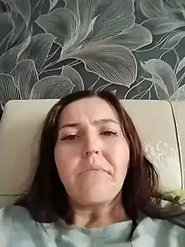 צ'אט XXX בשידור חי של SweetyMommy77