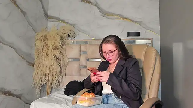 _isaabellaa Adlı Modelin Canlı XXX Sohbeti
