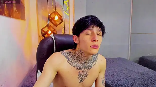 Cry_thereal XXX чат на живо