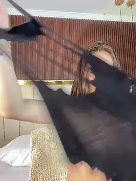 MiaBerry_ Chat XXX in diretta