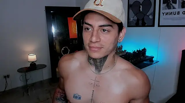 Simon_cortes live XXX chat