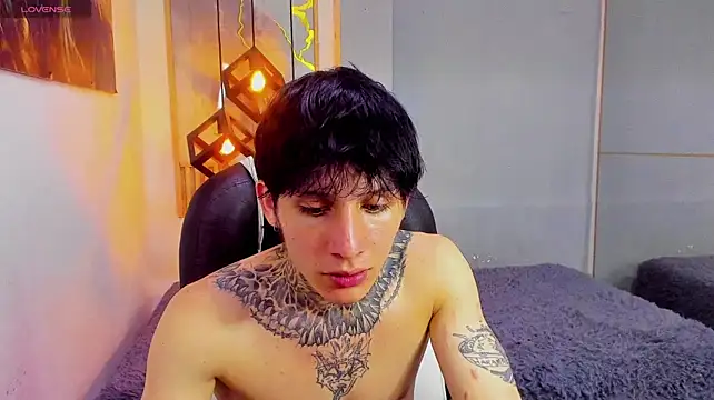 Cry_thereal's Live XXX Chat