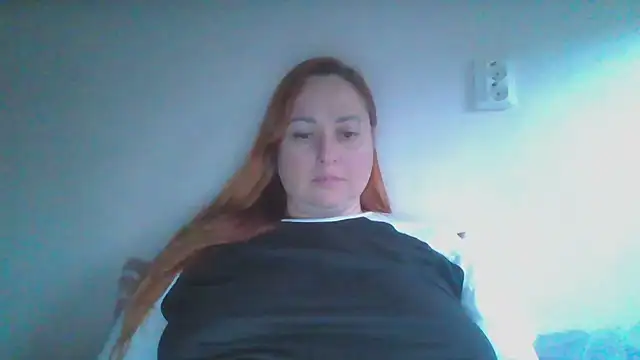 XXX chat uživo modela Foxy_Kate3333