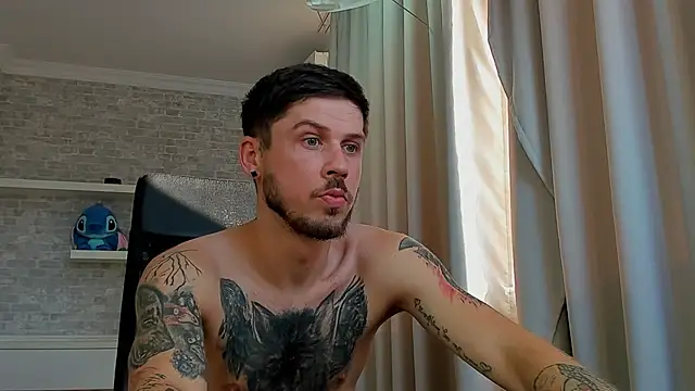 Chatroom XXX en direct de JonahShaw