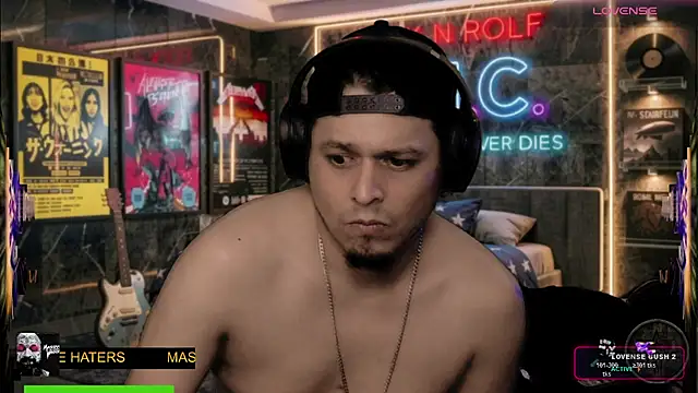 chino_roz's Live XXX Chat
