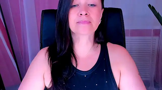 Chat +18 de AnaMills ao vivo