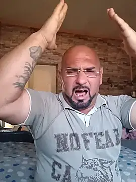 igor44oo live XXX chat