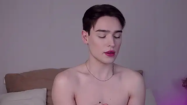Chat +18 de RobbyCharming ao vivo