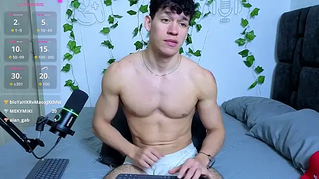 Chatroom XXX en direct de Luke_Muscle