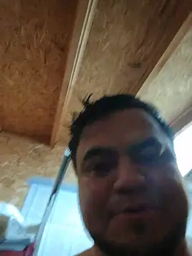 XXX chat uživo modela MrcockB