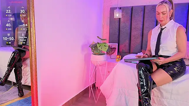 SophiMarin 라이브 XXX 채팅