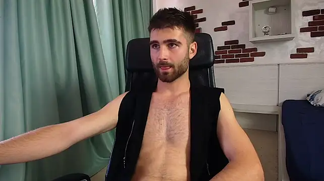 XXX chat uživo modela KyloEast
