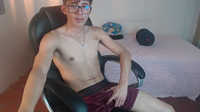 XXX chat uživo modela tim_cooper