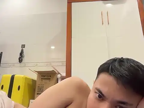 دردشة AsianVietBoy999 الجنسية المباشرة