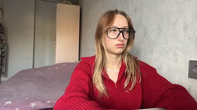 AleneLaurente élő XXX-chatje