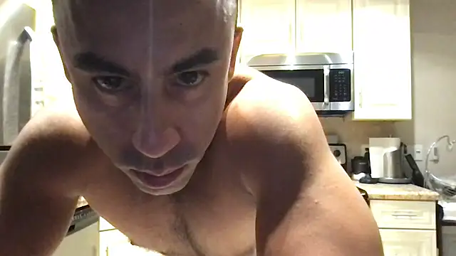 BigGuyMuscle Adlı Modelin Canlı XXX Sohbeti
