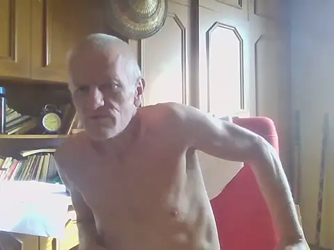 Онлайн чат XXX 1973teacher