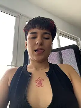 emma_cute7's Live XXX Chat