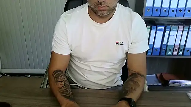 Evasionee Chat XXX live