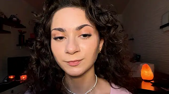 دردشة JaquelynRollend الجنسية المباشرة