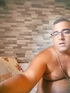 ADRIAN_ADI40 Chat XXX live