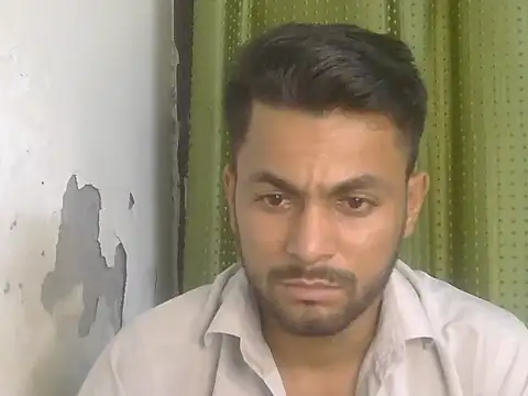 Stubborndesiboy 라이브 XXX 채팅