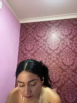 Chat +18 de juliana_diaz ao vivo
