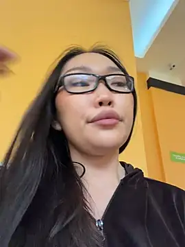 Chat +18 de trytomakememoam ao vivo