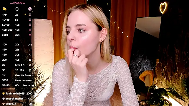 دردشة LillianShine الجنسية المباشرة