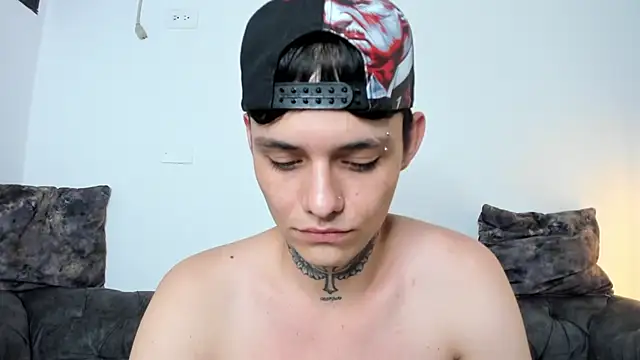 Онлайн чат XXX JackGriffin_