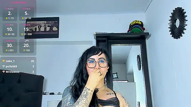 دردشة Vicky_hotmilf الجنسية المباشرة