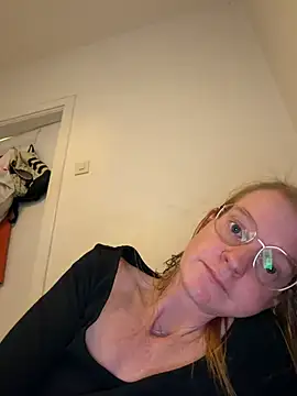 XXX chat uživo modela jannis1992