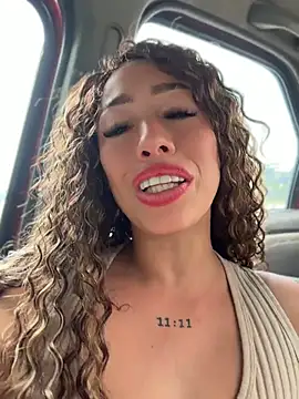 Chat XXX Live roxyrougee