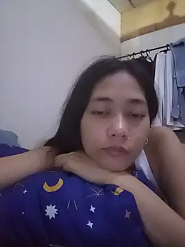 urnaughty_creamypie Adlı Modelin Canlı XXX Sohbeti