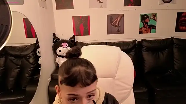 mia_bloom2's Live XXX Chat