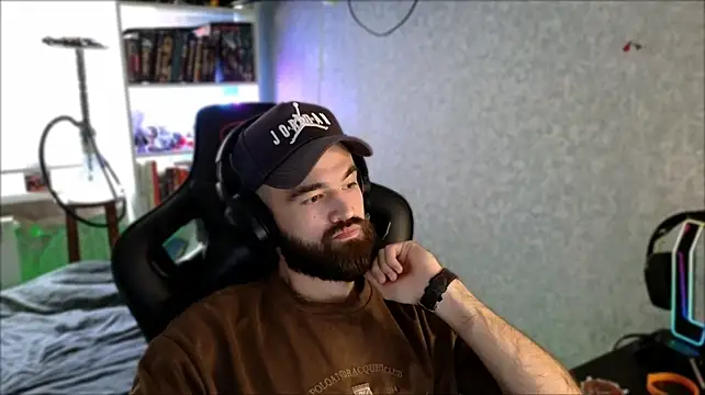 Chat XXX en directo de _Serious_Man