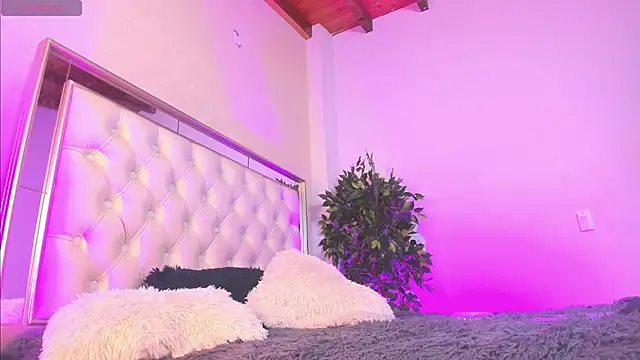 Živý XXX chat im_saamy