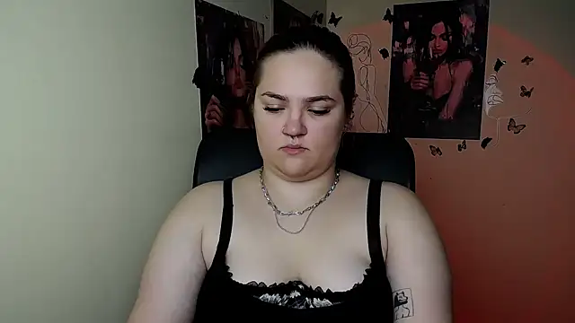 XXX chat uživo modela RinaRiii