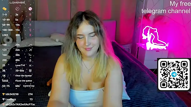 Stacey_Dawson Adlı Modelin Canlı XXX Sohbeti