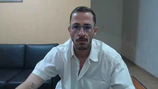 Chat +18 de MeladoDiMel ao vivo