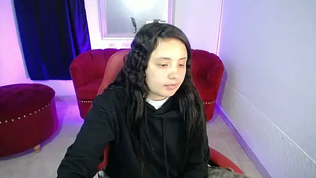 nathaly_low1's Live XXX Chat