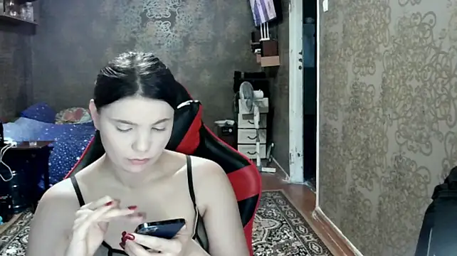 EllisKiss XXX чат на живо