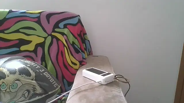 Yourman22cm Show in webcam