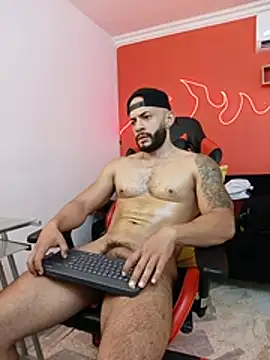 Mike_savage3 élő XXX-chatje