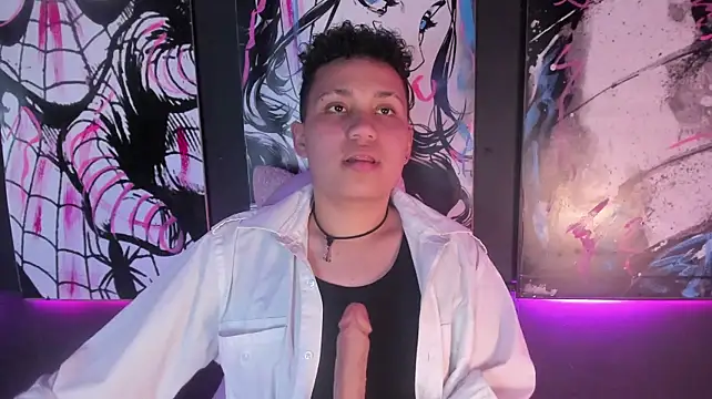 BullSmoke19 Live XXX Chat