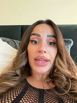 -Alisa Adlı Modelin Canlı XXX Sohbeti