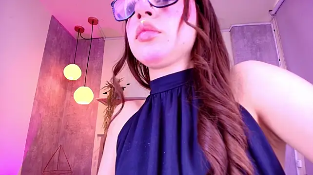 leri_rose_ Adlı Modelin Canlı XXX Sohbeti